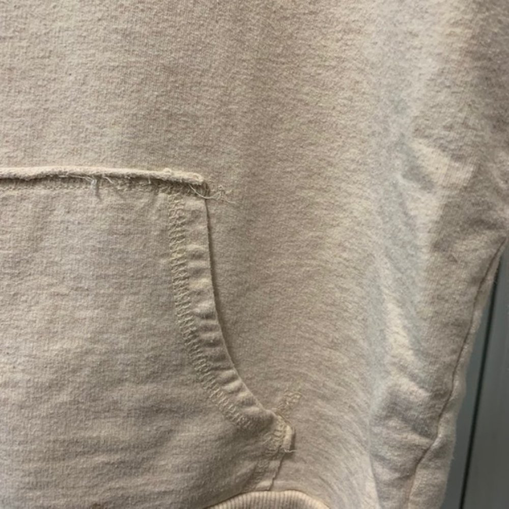 Tarea Cream Peace Sweatshirt Small - Picture 3 of 5